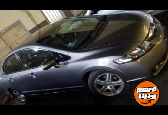 Autos - Honda Civic 2010 Nafta 198000Km - En Venta