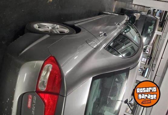 Autos - Honda Civic 2010 Nafta 198000Km - En Venta