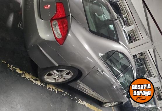 Autos - Honda Civic 2010 Nafta 198000Km - En Venta