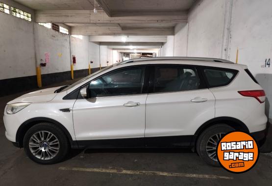 Camionetas - Ford FORD KUGA 1.6 SEL MANUAL 2014 Nafta 155000Km - En Venta