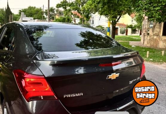 Autos - Chevrolet PRISMA LTZ AT 2017 Nafta 68250Km - En Venta