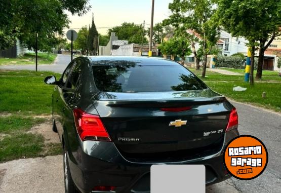 Autos - Chevrolet PRISMA LTZ AT 2017 Nafta 68250Km - En Venta