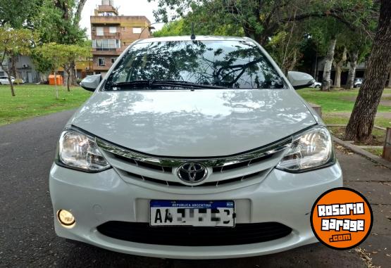 Autos - Toyota Etios 2016 Nafta 95000Km - En Venta