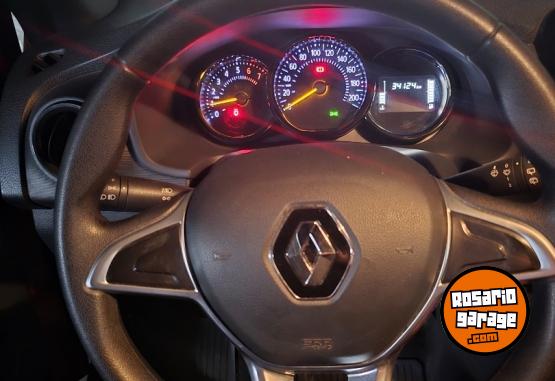 Autos - Renault Sandero 2023 Nafta 35000Km - En Venta