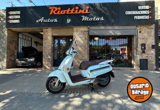 Motos - Kymco LIKE 125 2024 Nafta 4300Km - En Venta