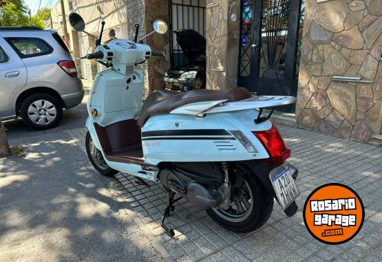 Motos - Kymco LIKE 125 2024 Nafta 4300Km - En Venta