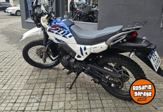 Motos - Hero XPULSE 200 2025 Nafta 2438Km - En Venta