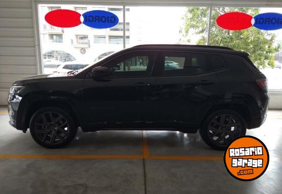 Camionetas - Jeep JEEP COMPASS SERIE-S T270 2025 Nafta 22000Km - En Venta