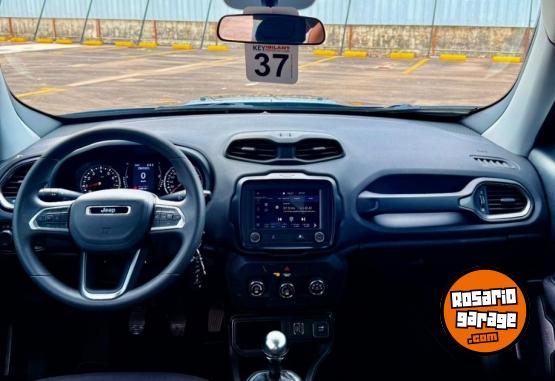 Camionetas - Jeep Renegade Sport 1.8 2024 Nafta 30000Km - En Venta