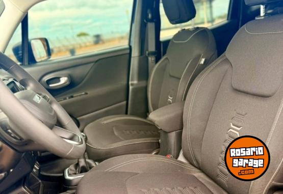 Camionetas - Jeep Renegade Sport 1.8 2024 Nafta 30000Km - En Venta