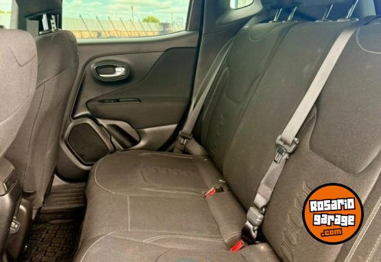 Camionetas - Jeep Renegade Sport 1.8 2024 Nafta 30000Km - En Venta