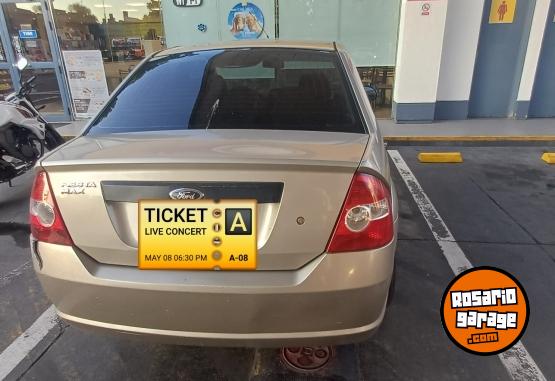 Autos - Ford Fiesta Max 2007 Nafta 265000Km - En Venta