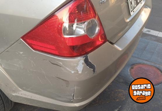 Autos - Ford Fiesta Max 2007 Nafta 265000Km - En Venta