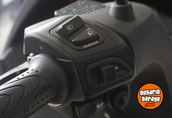 Motos - Piaggio MP3 H310 2024 Nafta  - En Venta