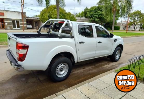 Camionetas - Renault Alaskan 2023 Diesel 60000Km - En Venta