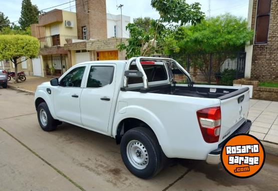 Camionetas - Renault Alaskan 2023 Diesel 60000Km - En Venta