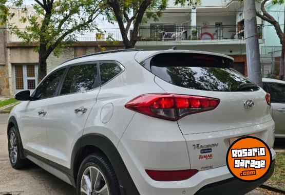 Autos - Hyundai Tucson 2.0 I CDRI Premium 2018 Diesel 102000Km - En Venta