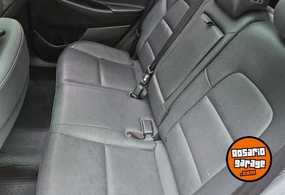 Autos - Hyundai Tucson 2.0 I CDRI Premium 2018 Diesel 102000Km - En Venta