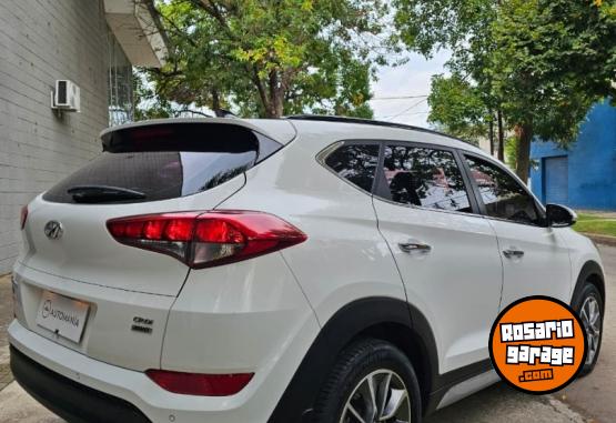 Autos - Hyundai Tucson 2.0 I CDRI Premium 2018 Diesel 102000Km - En Venta