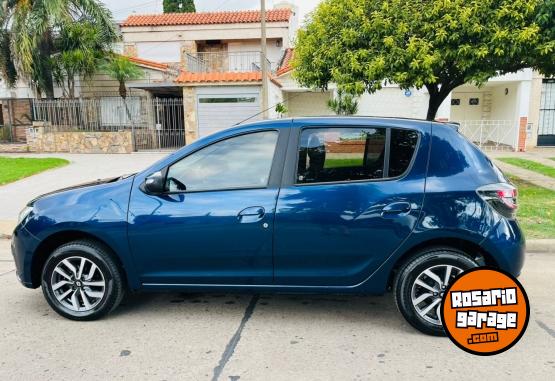 Autos - Renault Sandero intens 2023 Nafta 25000Km - En Venta