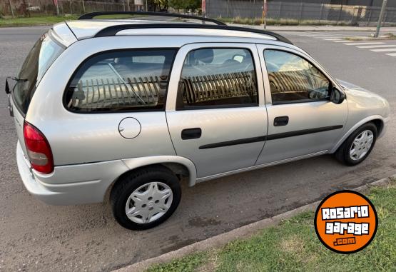 Autos - Chevrolet Corsa 2005 GNC 243000Km - En Venta