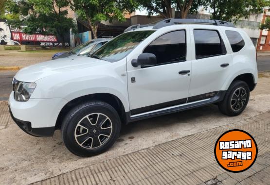 Camionetas - Renault Duster dakar 2.0 2017 Nafta 104000Km - En Venta