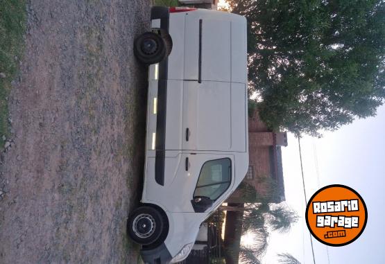 Utilitarios - Renault Master l2 h2 2013 Diesel 400000Km - En Venta