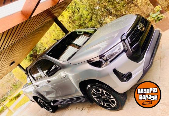 Autos - Toyota Hilux 2021 Diesel 108000Km - En Venta
