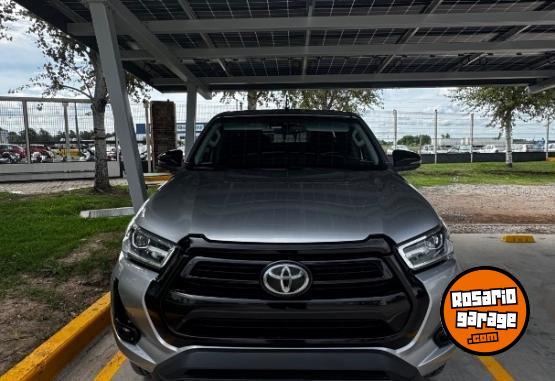 Camionetas - Toyota Hilux 2021 Diesel 110000Km - En Venta