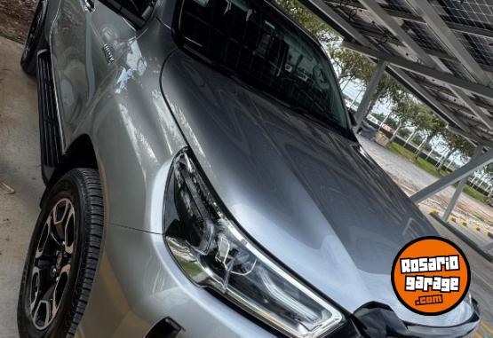 Camionetas - Toyota Hilux 2021 Diesel 110000Km - En Venta