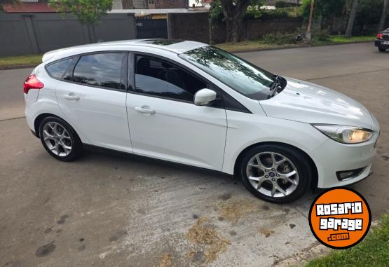 Autos - Ford Focus se plus 2.0 2016 Nafta 94000Km - En Venta