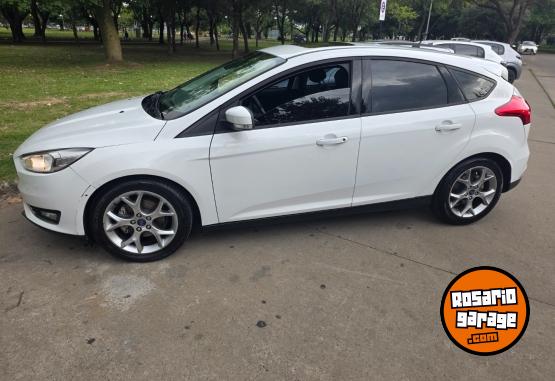 Autos - Ford Focus se plus 2.0 2016 Nafta 94000Km - En Venta