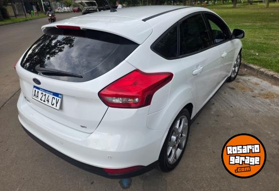 Autos - Ford Focus se plus 2.0 2016 Nafta 94000Km - En Venta