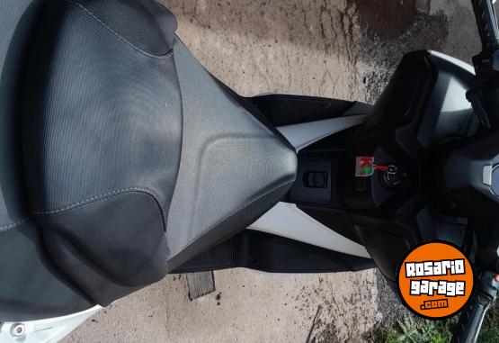 Motos - Kymco Scoter 2025 Nafta 1200Km - En Venta