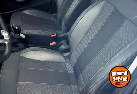 Autos - Peugeot 208 2018 Nafta 57000Km - En Venta