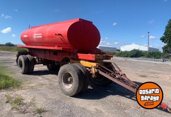 Camiones y Gr�as - regador de arrastre - En Venta