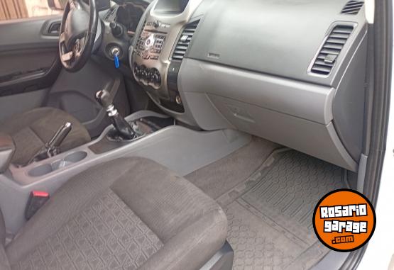 Camionetas - Ford Ranger 2015 Diesel 172000Km - En Venta