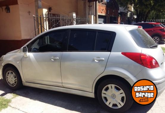 Autos - Nissan tiida 2011 Nafta 170000Km - En Venta