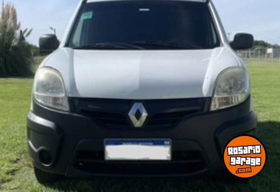 Utilitarios - Renault Kangoo Furg�n 2016 Nafta 196000Km - En Venta