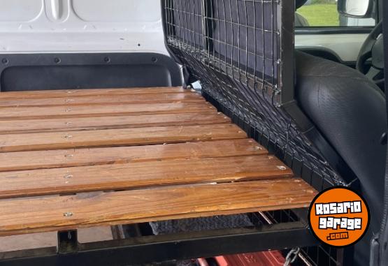 Utilitarios - Renault Kangoo Furg�n 2016 Nafta 196000Km - En Venta