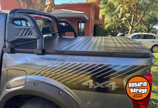 Camionetas - Nissan Frontier 2023 Diesel 60000Km - En Venta