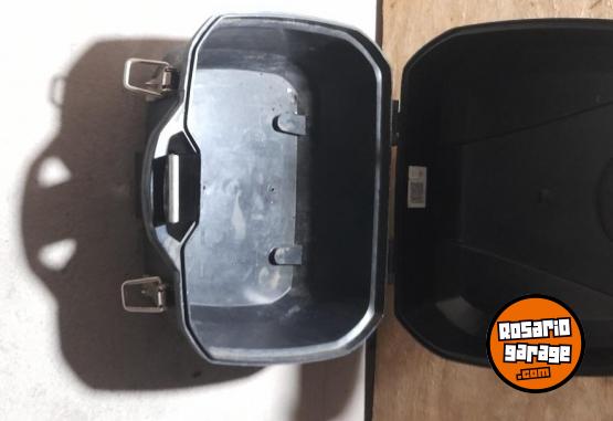 Accesorios para Motos - BAULERA MOTO 33LTS - En Venta
