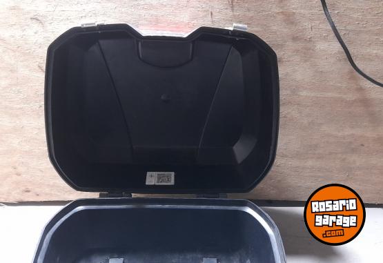 Accesorios para Motos - BAULERA MOTO 33LTS - En Venta