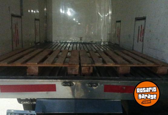 Camiones y Gr�as - Daihatsu Delta - En Venta