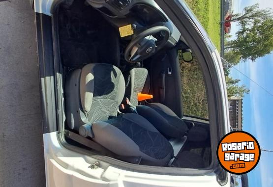 Camionetas - Fiat strada working 2017 Nafta 178000Km - En Venta