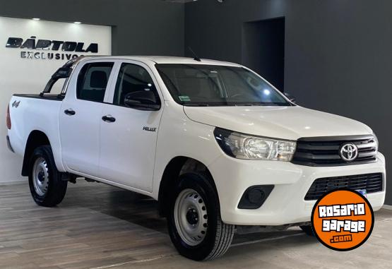 Camionetas - Toyota Hilux DX 4x4 2021 Diesel 102600Km - En Venta