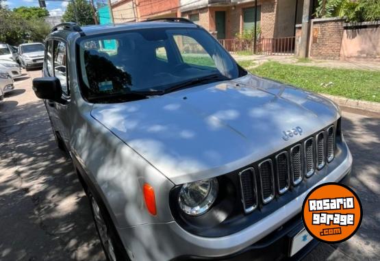 Camionetas - Chrysler JEEP RENEGADE 1.8 SPORT 2018 Nafta  - En Venta