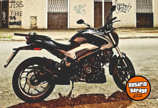 Motos - Bajaj Dominar 250 - Dunlop 2023 Nafta 15090Km - En Venta