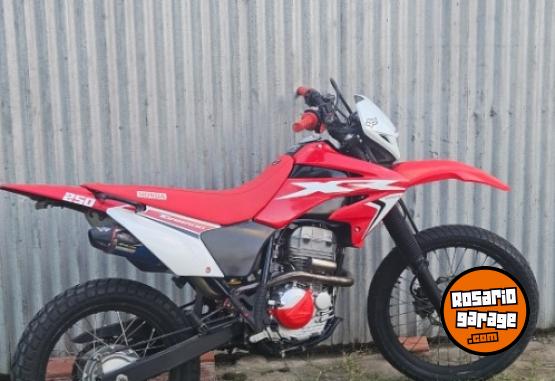 Motos - Honda Xr 250 tornado 2019 Nafta 11000Km - En Venta