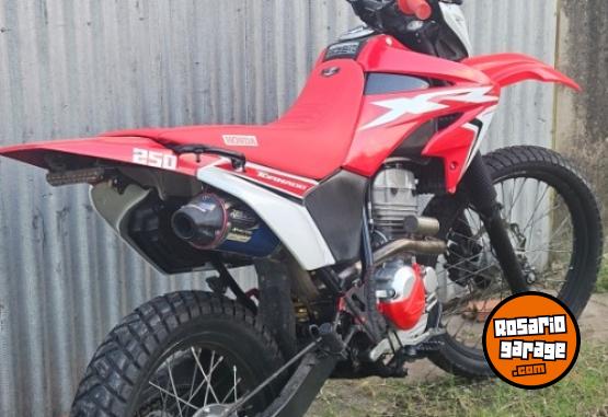 Motos - Honda Xr 250 tornado 2019 Nafta 11000Km - En Venta